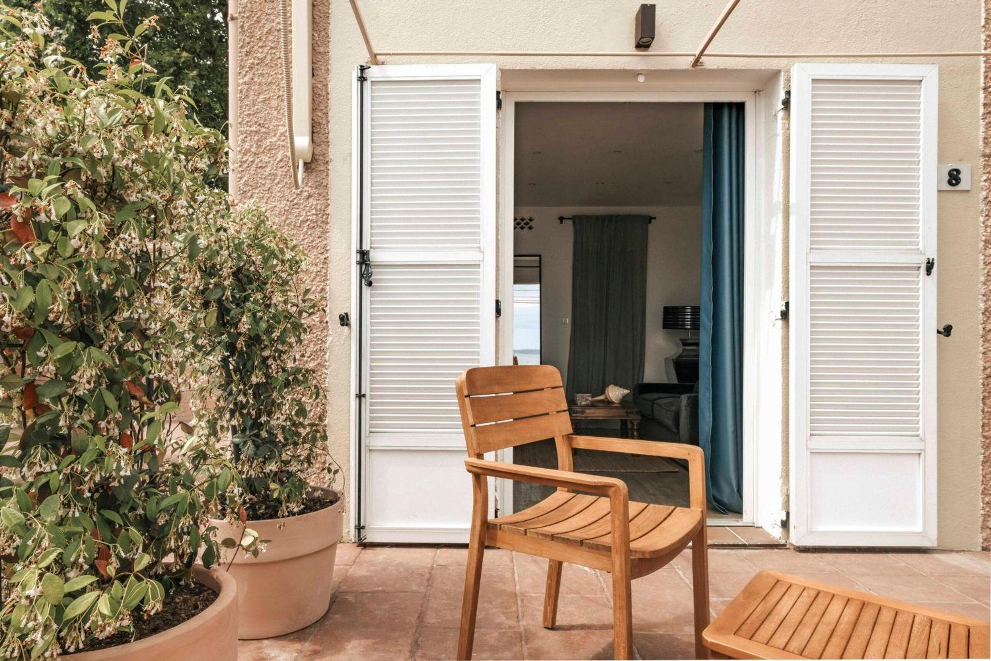 Surplage Hotel Cavaliere Le Lavandou Exterior photo