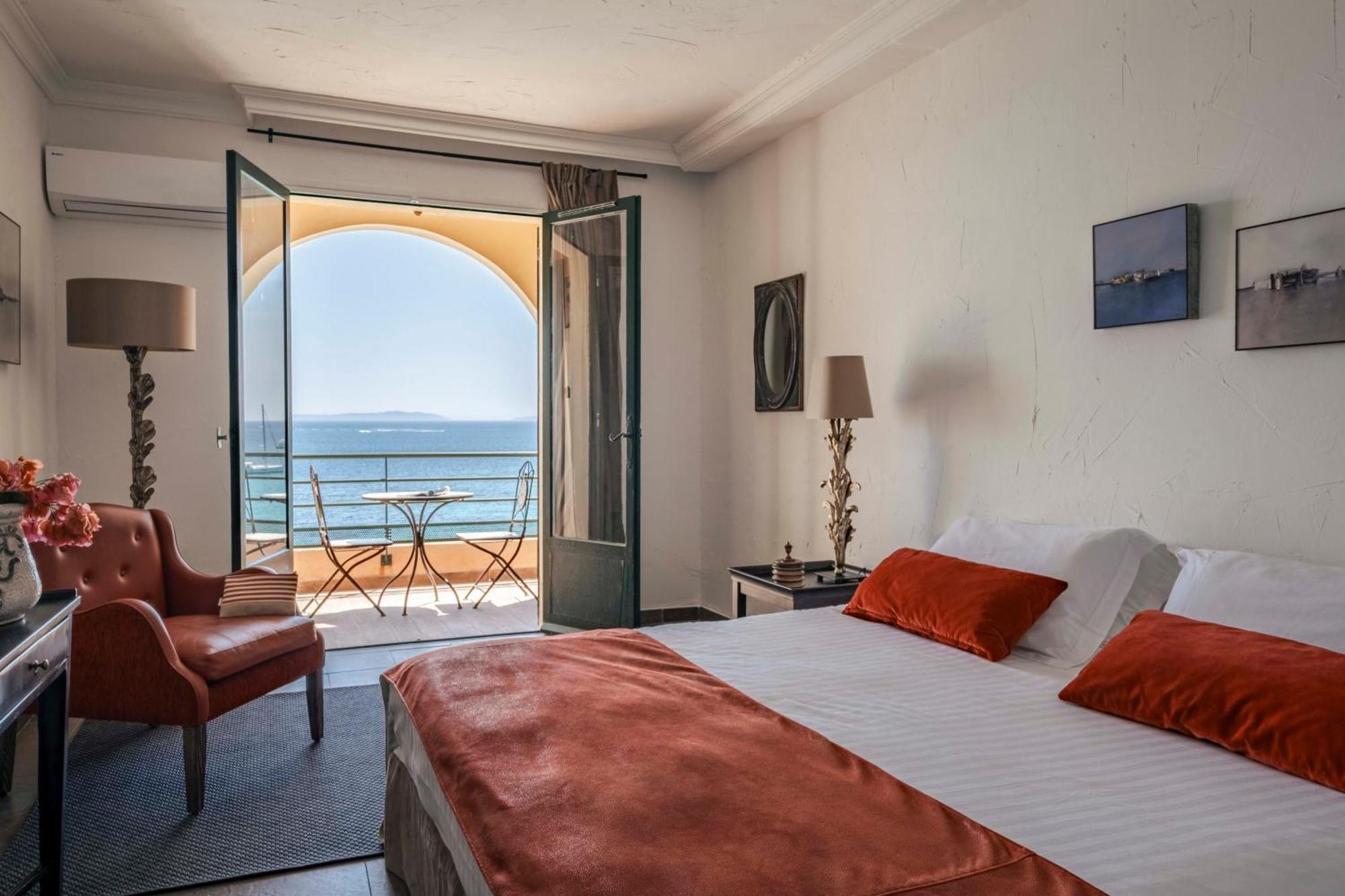 Surplage Hotel Cavaliere Le Lavandou Exterior photo