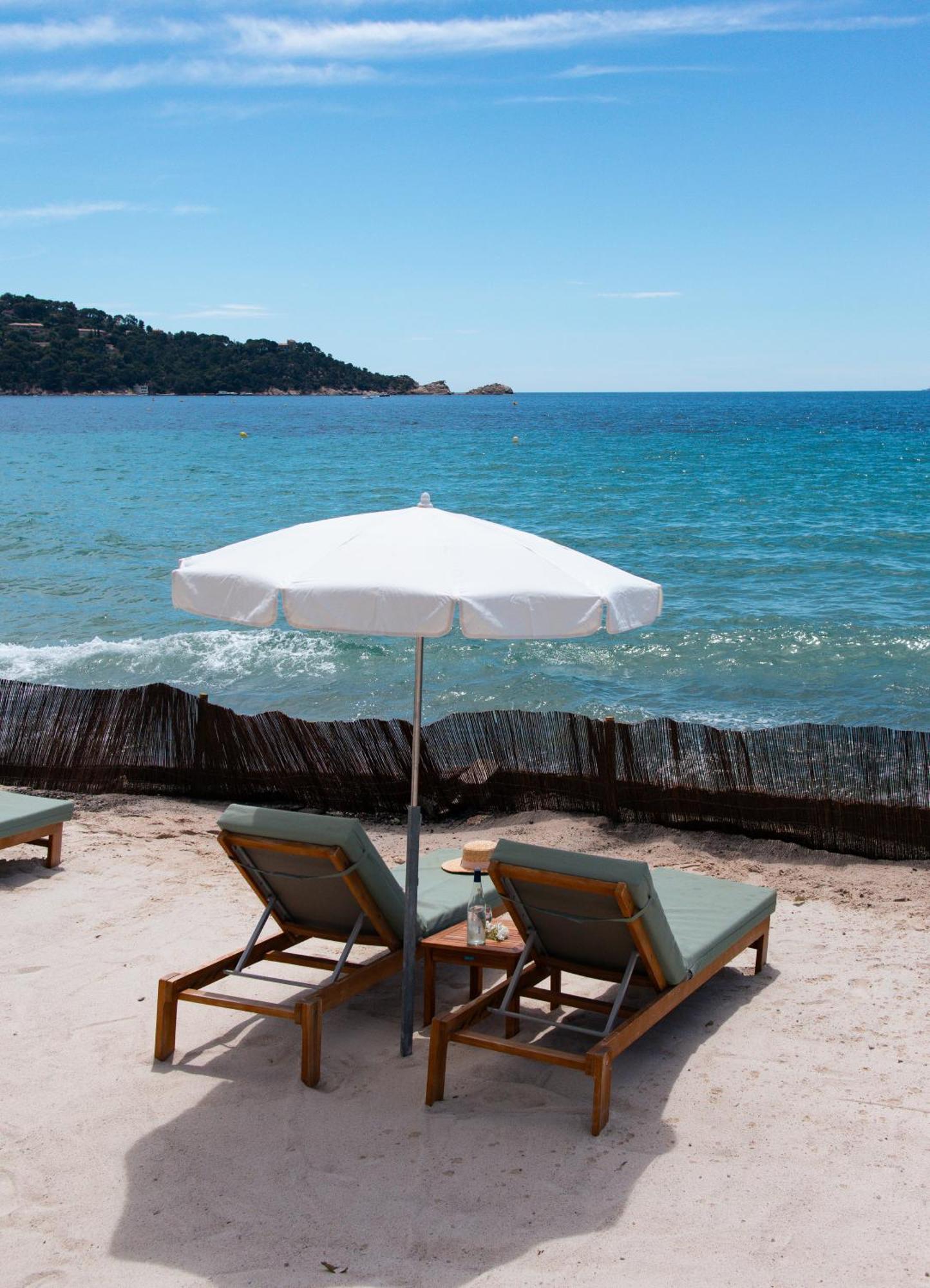 Surplage Hotel Cavaliere Le Lavandou Exterior photo