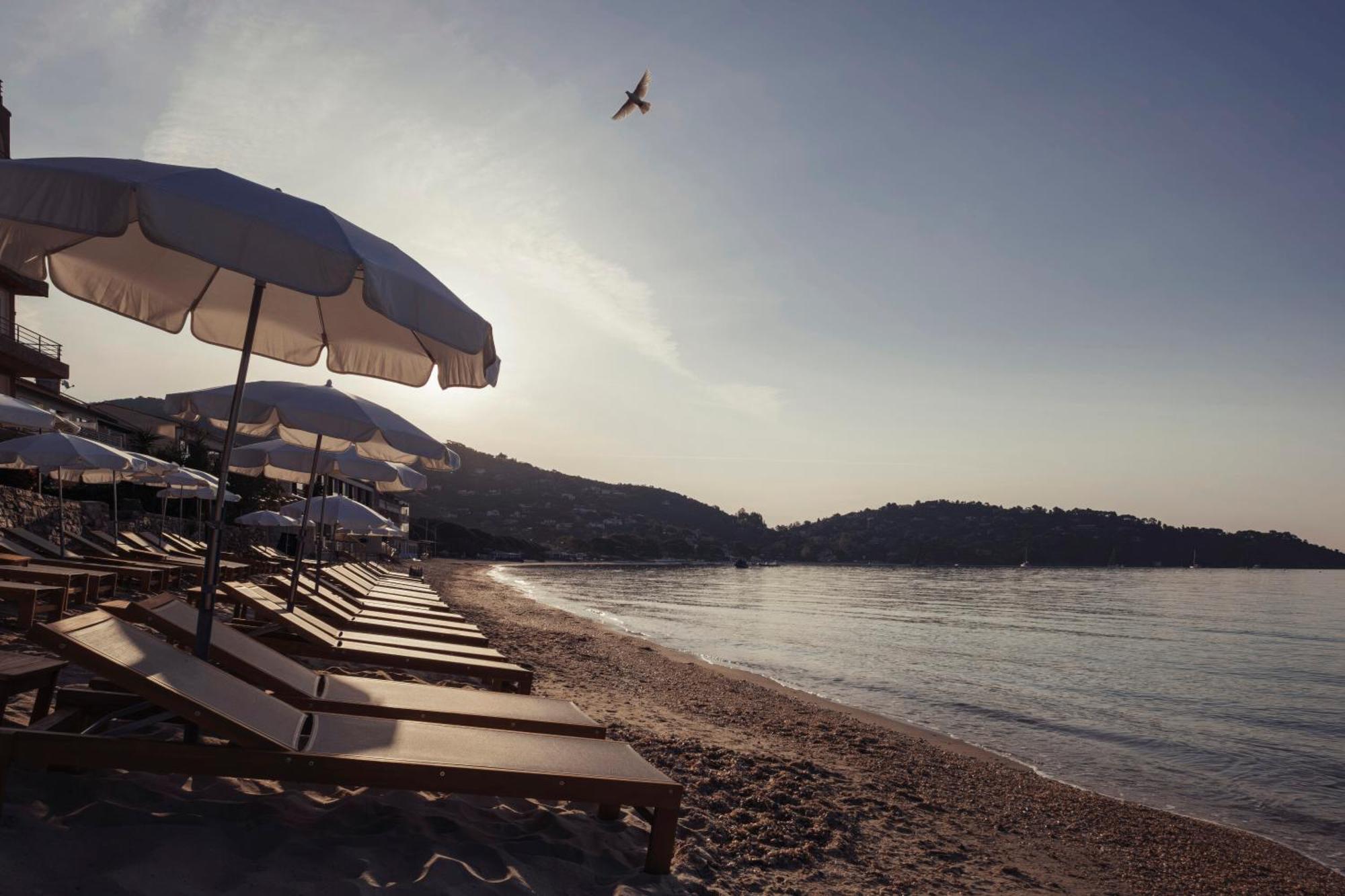 Surplage Hotel Cavaliere Le Lavandou Exterior photo